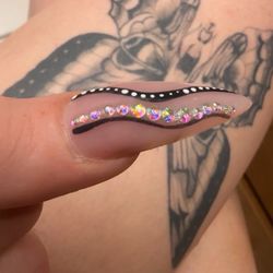 New Moon Nails - Horrible work in even lines missing patches of polish