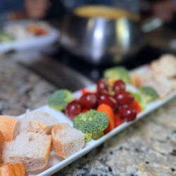 The Melting Pot - Kansas City