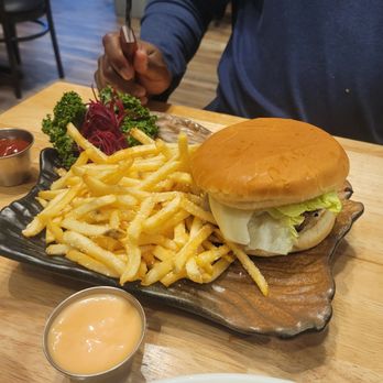 Chopped - Burger - Steakhouses Near Me - Kennesaw, Georgia
