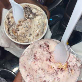 Cold Stone Creamery - strawberry cake batter and founder favorite - Ice Cream & Frozen Yogurt Near Me - Canton, Michigan