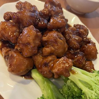 Hong's BBQ - D3. General Taos Chicken - Barbeque Near Me - Davie, Florida