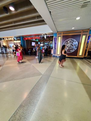 Chickie's & Pete's Terminal C by null