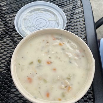 The Birds Cafe - Clam chowder - Seafood Near Me - Bodega Bay, California
