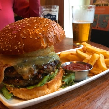 Oxford - a monster indeed, if only the bread didn't crumble due to staleness - Pubs Near Me - Manchester, XGM Oxford - a monster indeed, if only the bread didn't crumble due to staleness - Pubs Near Me - Manchester, XGM