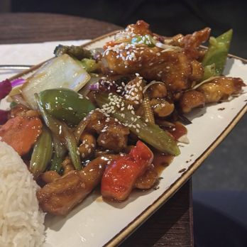 All Thai - Orange chicken with white rice - Thai Near Me - Bellevue, Washington All Thai - Orange chicken with white rice - Thai Near Me - Bellevue, Washington