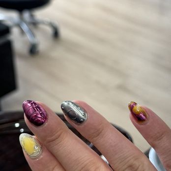 MOI Nails By Spring - Nail Salons Near Me - Los Angeles, California MOI Nails By Spring - Nail Salons Near Me - Los Angeles, California