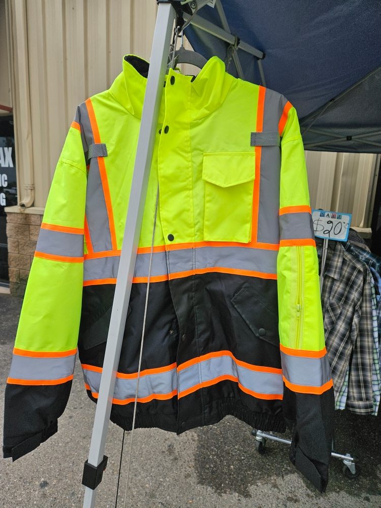 BOTAS EL PAISA 20 Photos 6433 East Brundage Ln, Bakersfield, California Women's Clothing