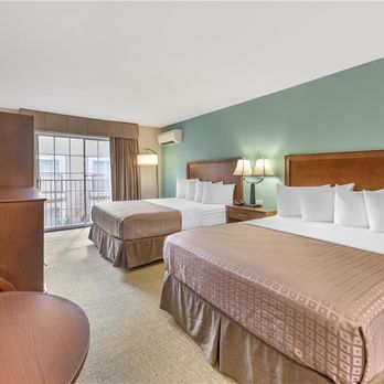 Best Western Plus Atrium Inn - Double Queen - Pool View - Hotels Near Me - Schertz, Texas Best Western Plus Atrium Inn - Double Queen - Pool View - Hotels Near Me - Schertz, Texas
