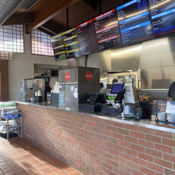 Village Inn - Very clean interior - Burgers Near Me - Maple Valley, Washington Village Inn - Very clean interior - Burgers Near Me - Maple Valley, Washington