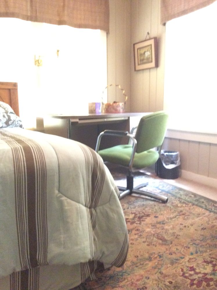 JERINE’S GUEST COTTAGE Updated September 2024 107 S Dauphine St