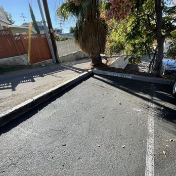 LaMesa Dental Artistry - Parking space down the driveway - Cosmetic Dentists Near Me - La Mesa, California LaMesa Dental Artistry - Parking space down the driveway - Cosmetic Dentists Near Me - La Mesa, California