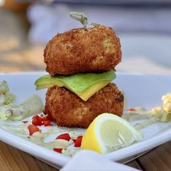 Gar Woods Grill & Pier