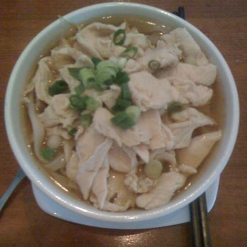 Tommy's Thai Restaurant - Bowl of Chicken and Noodles - Thai Near Me - Denver, Colorado Tommy's Thai Restaurant - Bowl of Chicken and Noodles - Thai Near Me - Denver, Colorado