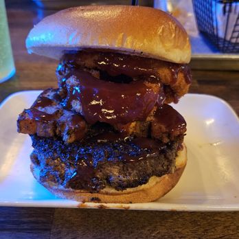 Sids Garage - The Boss Hogg - Burgers Near Me - Meridian, Idaho Sids Garage - The Boss Hogg - Burgers Near Me - Meridian, Idaho