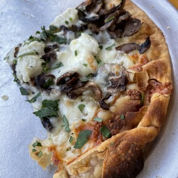Bobby G's Pizzeria - Pan fried mushroom and goat cheese - Pizza Near Me - Berkeley, California Bobby G's Pizzeria - Pan fried mushroom and goat cheese - Pizza Near Me - Berkeley, California