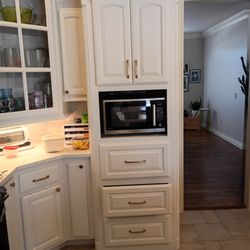 Kitchen Remodeling ( custom cabinet fabrication )