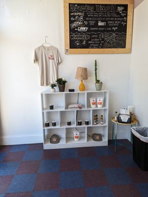 The Roaming biscuit by null