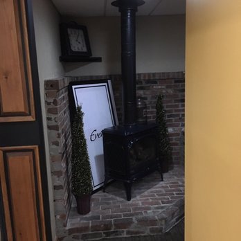 405 Pub & Grill - Lovely stove in the function room - Pubs Near Me - Laconia, New Hampshire