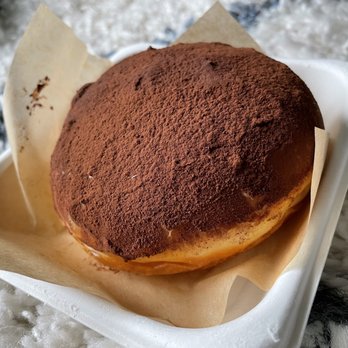 Paris Baguette - Tiramisu - Bakeries Near Me - Niles, Illinois Paris Baguette - Tiramisu - Bakeries Near Me - Niles, Illinois