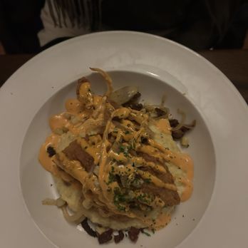 82 Queen - Fish & Grits - Southern Near Me - Charleston, South Carolina 82 Queen - Fish & Grits - Southern Near Me - Charleston, South Carolina