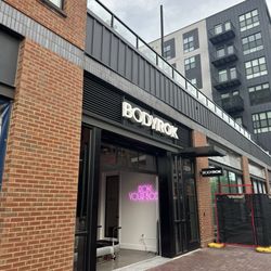 Bodyrok - Exterior