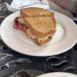 Ruben sandwich