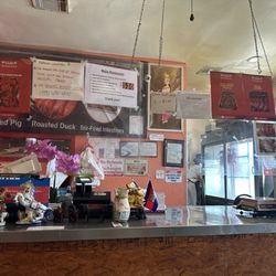 Malis Restaurant - Getting our roasted pork & roasted duck fix