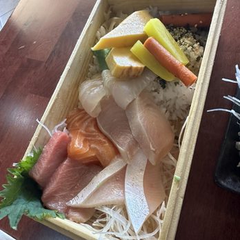 Goku Sushi Restaurant - Chirashi Don - Japanese Near Me - Morgan Hill, California Goku Sushi Restaurant - Chirashi Don - Japanese Near Me - Morgan Hill, California
