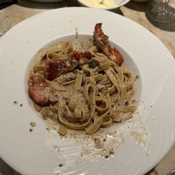 Segreto Italia - Partially eaten mushroom pasta with chicken - Wine Bars Near Me - Delray Beach, Florida Segreto Italia - Partially eaten mushroom pasta with chicken - Wine Bars Near Me - Delray Beach, Florida