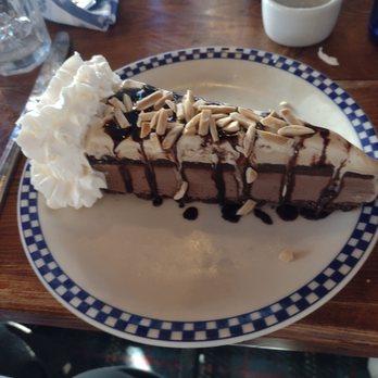 Duke's Seafood - Ice cream pie for two - Seafood Near Me - Seattle, Washington Duke's Seafood - Ice cream pie for two - Seafood Near Me - Seattle, Washington