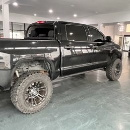 Lift kit rims and tires