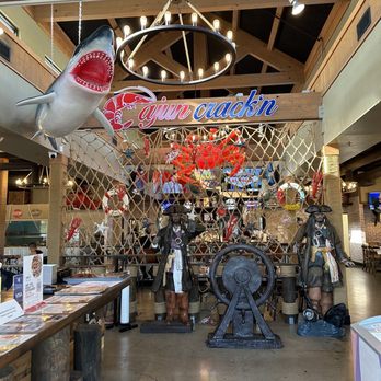 Cajun Crack'n - Decor - Seafood Near Me - Milpitas, California