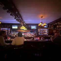 Smith's Tavern - Inside