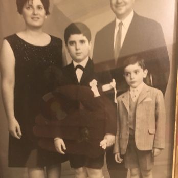 Hotel Canada - Family Business - Hotels Near Me - Roma, AG