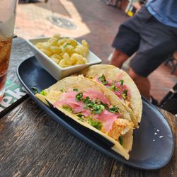 10 Twenty five - Chicken tacos
