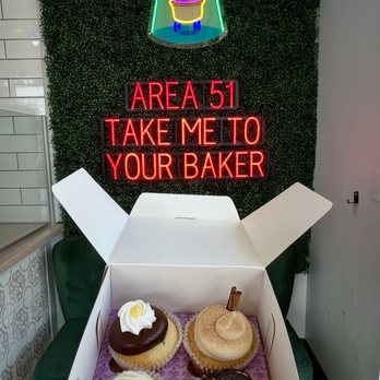 Area 51 Cupcakery - Cupcakes Near Me - Naperville, Illinois