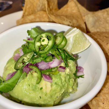 Yard House - Guac & Chips - Bars Near Me - East Rutherford, New Jersey Yard House - Guac & Chips - Bars Near Me - East Rutherford, New Jersey