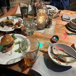 Burgers! Burgers!