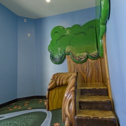 Hapy Bear Surgery Center - The kids love playing on this soft tree in the Play Zone.