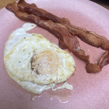 Pluma - Fired Eggs and bacon - Bakeries Near Me - Washington, DC, District of Columbia