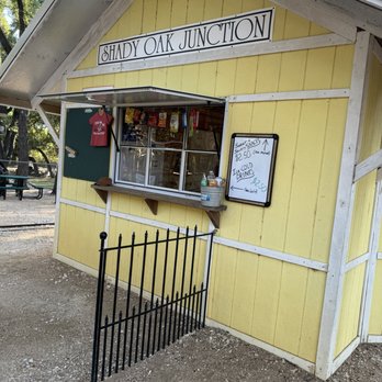 Cedar Rock Railroad - Snacks - Amusement Parks Near Me - Round Rock, Texas