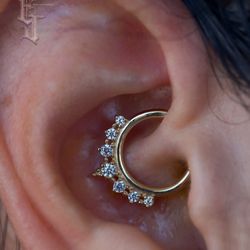 Red Art Tattoo & Piercing Studio