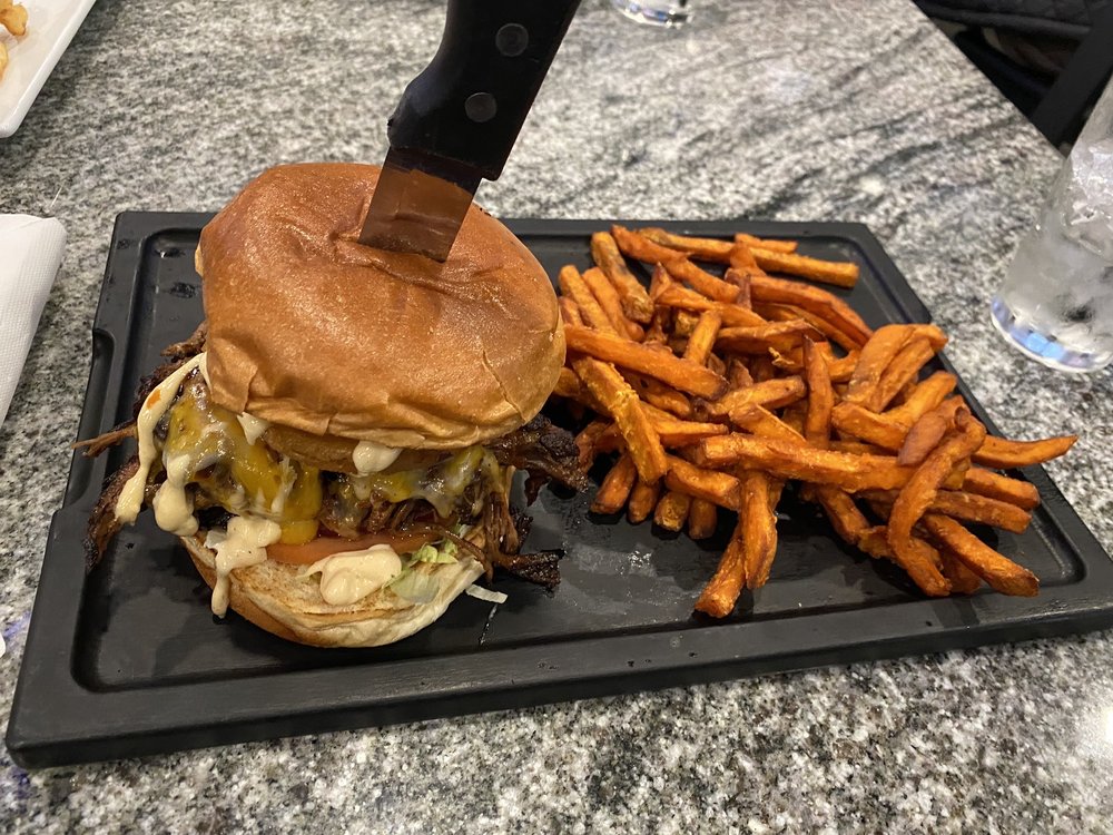 ART & JAKE’S SPORTS BAR & GRILL CLARKSTON 40 Photos & 33 Reviews