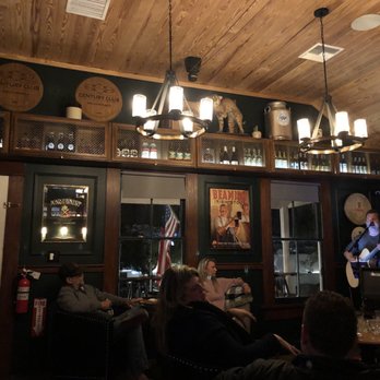 Barley Republic Public House - The green room - Irish Near Me - St. Augustine, Florida