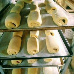Boulangerie Patisserie Loretana - Shhh!! The dough is resting.