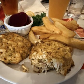 Schultz's Crab House - Crab cakes - Seafood Near Me - Essex, Maryland