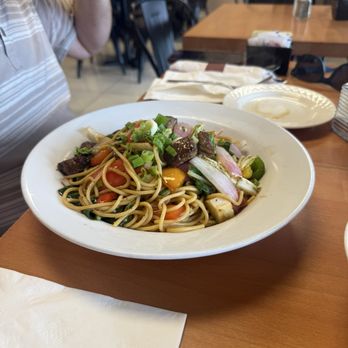 Casita Andina - Tallarin saltado lomo - Peruvian Near Me - Plantation, Florida Casita Andina - Tallarin saltado lomo - Peruvian Near Me - Plantation, Florida