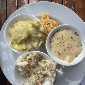 Vic's On the River - Seafood Near Me - Savannah, Georgia