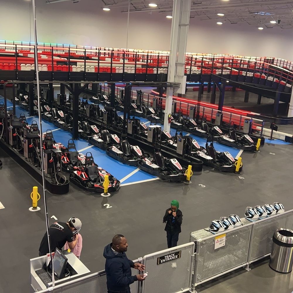 Pit lanes Pit lanes