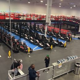 Pit lanes Pit lanes